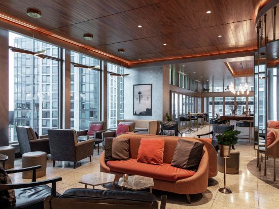 Фото The Charter Hotel Seattle, Curio Collection by Hilton