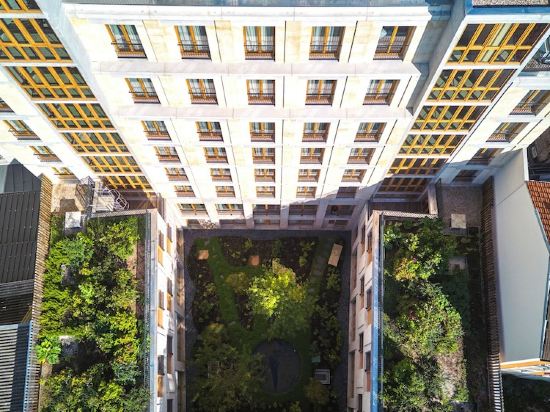 Фото Tribe Paris Clichy