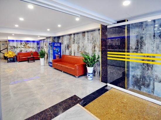 Фото Golden Lotus Hotel