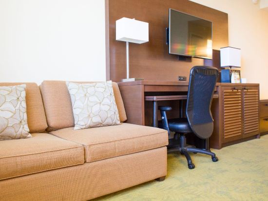 Фото Courtyard by Marriott Oahu North Shore