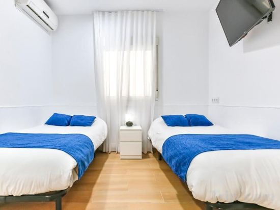 Фото Laramond Barcelona Rooms