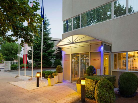 Фото Ramada by Wyndham Madrid Tres Cantos