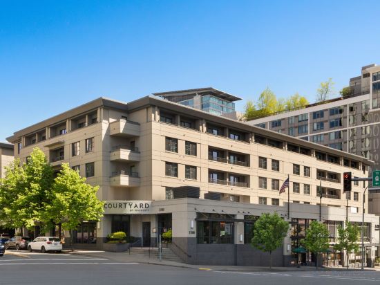 Фото Courtyard by Marriott Seattle Bellevue/Downtown