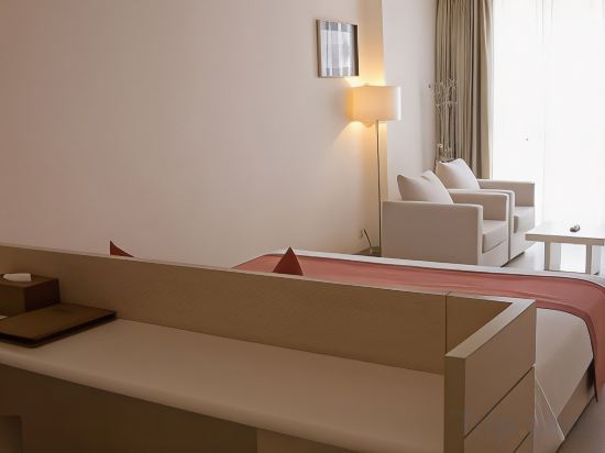 Фото Nhi Phi Hotel