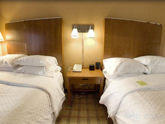 Фото Four Points by Sheraton Midtown-Times Square