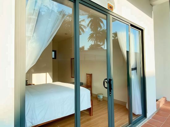 Фото Aurora House