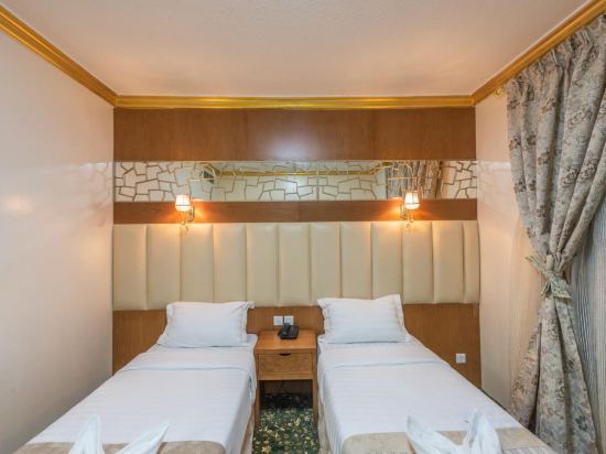 Фото Grand Zowar