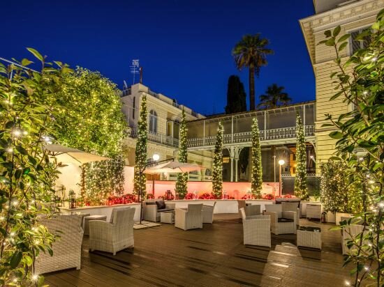 Фото The Liberty Boutique Hotel