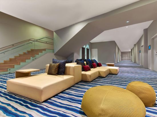 Фото W Barcelona