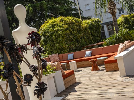 Фото Hotel Le Canberra