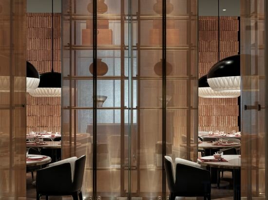 Фото Crowne Plaza Shenzhen World Exhibition and Convention Center by IHG