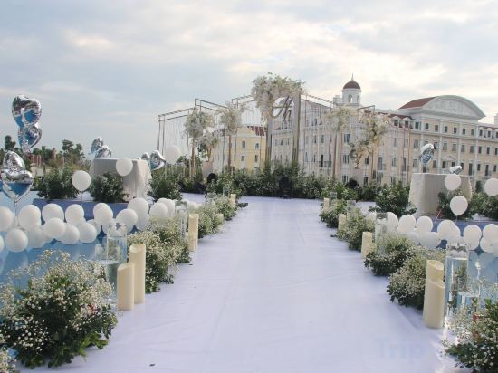 Фото Novotel Halong Bay