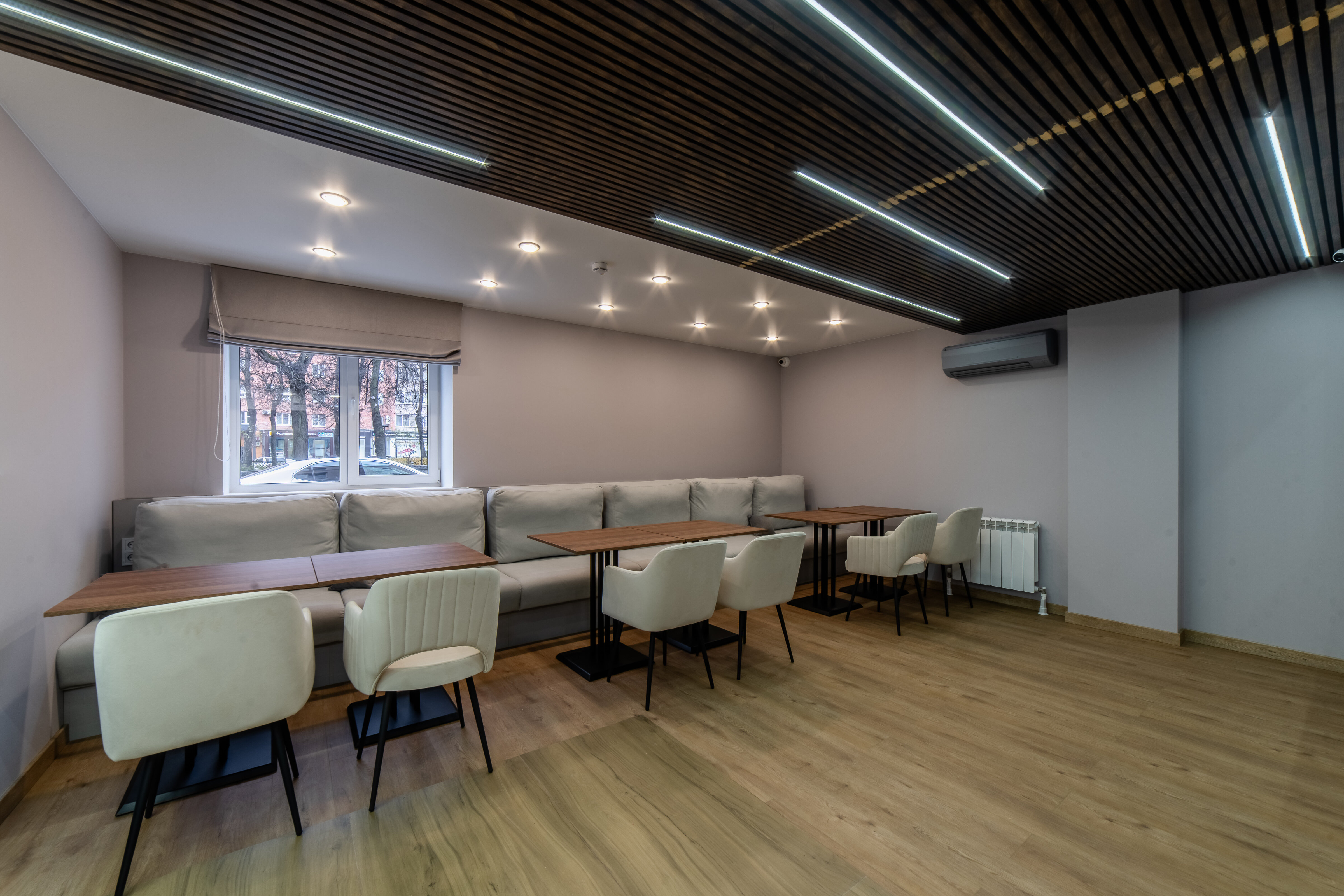 Фото Атмосфера