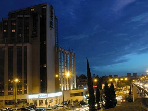 Гостиница Radisson Blu Hotel, Lisbon в Округе Лиссабон