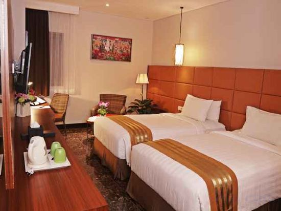 Фото Atrium Premiere Hotel Cilacap