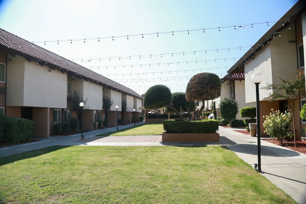 Фото Ramada by Wyndham Fresno North