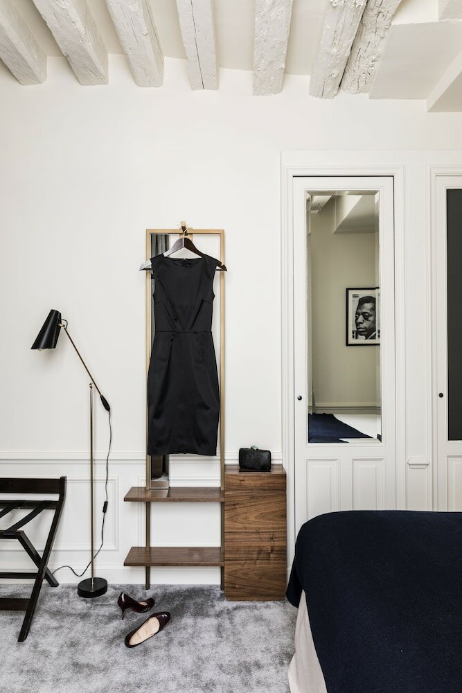 Фото Hotel Verneuil