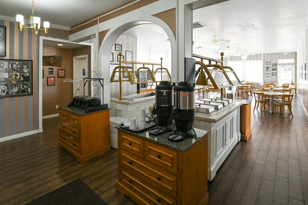 Фото Parry Lodge