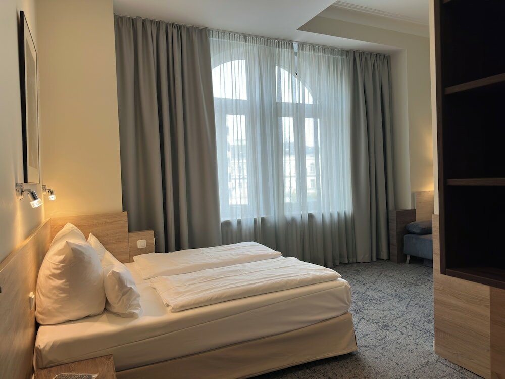 Фото Hotel Central