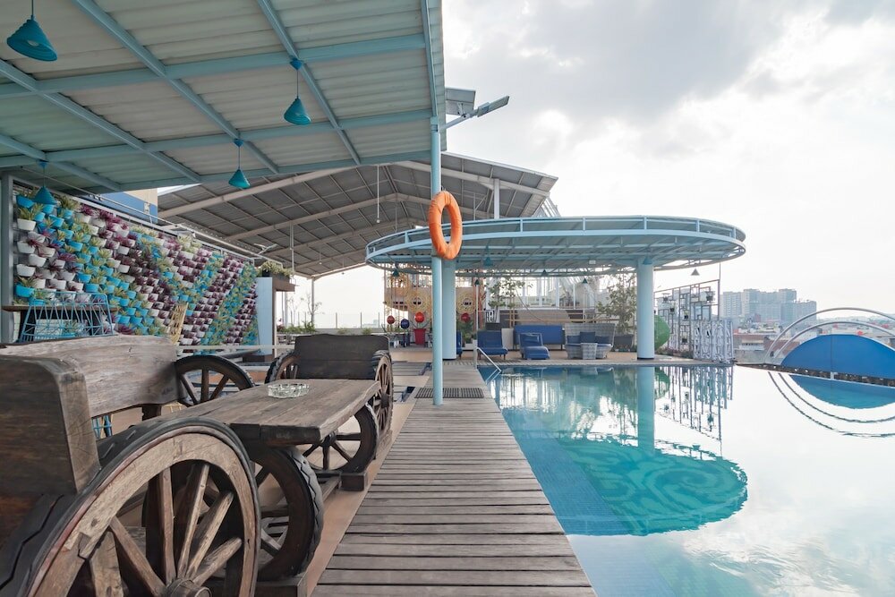 Фото отеля 2