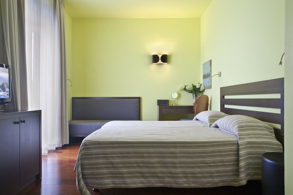 Фото Отель Athens Center Square