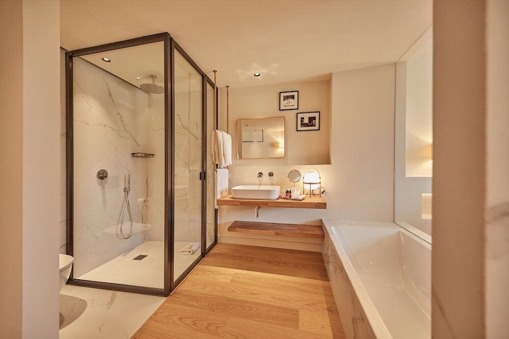 Фото Mon Boutique Hotel