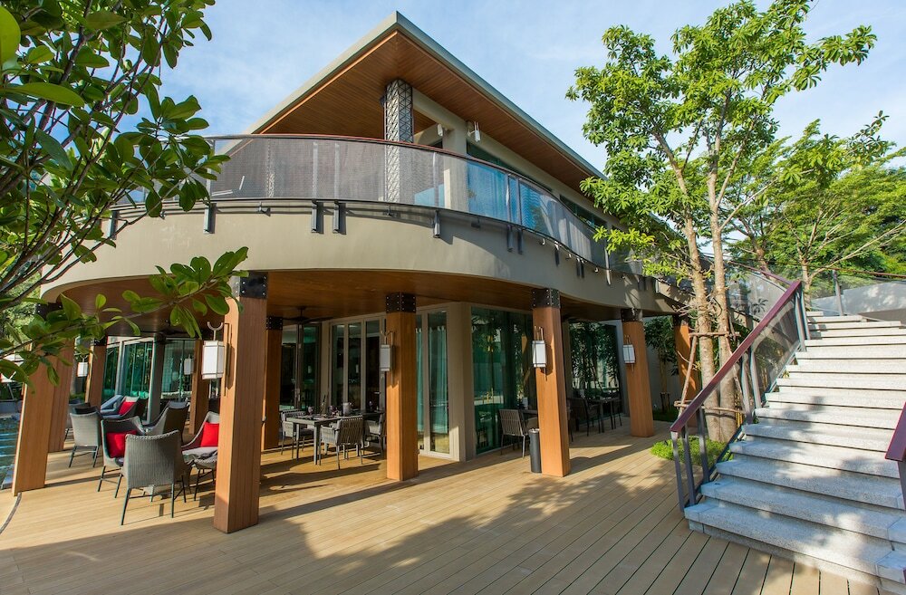 Фото Fusion Suites Phuket Patong