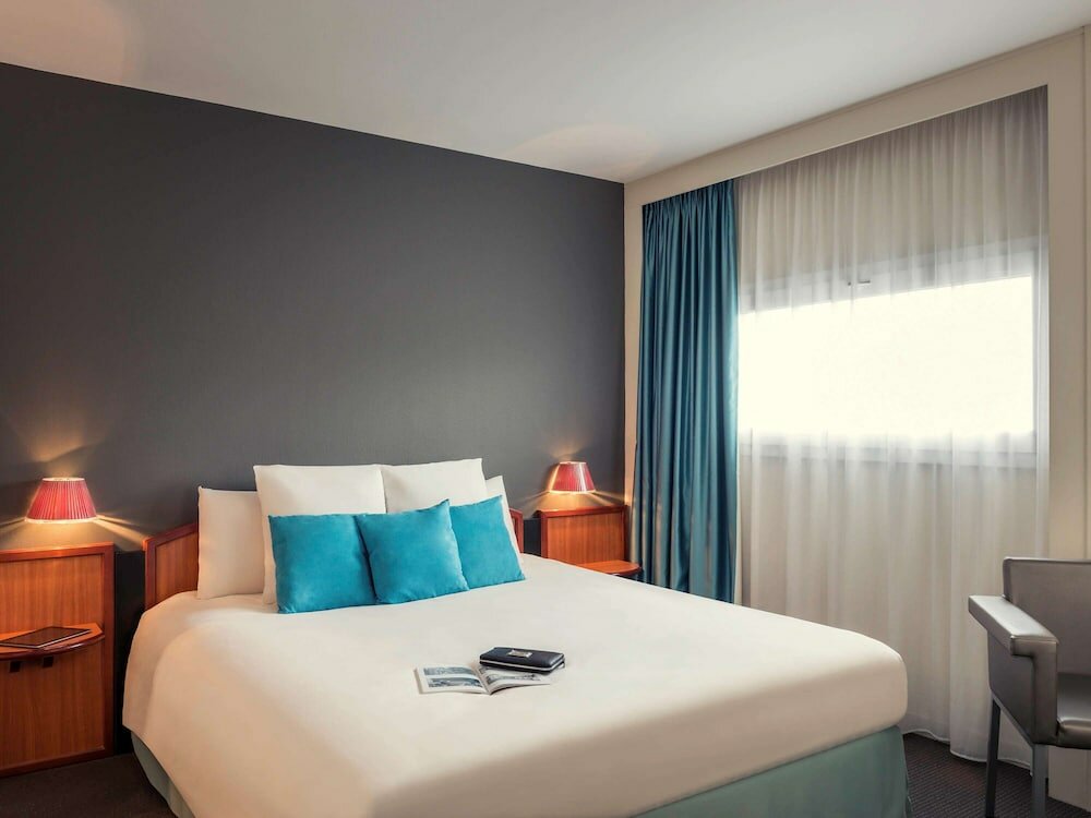 Фото Hôtel Mercure Rennes Centre Gare