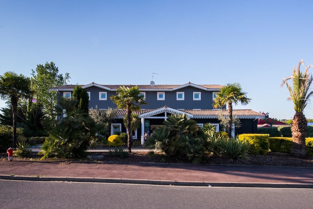 Фото Kyriad Bordeaux Sud - Villenave d'Ornon