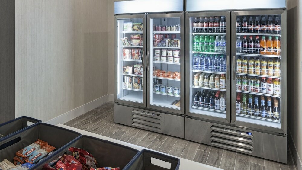 Фото Holiday Inn Express & Suites Orlando at SeaWorld, an Ihg Hotel