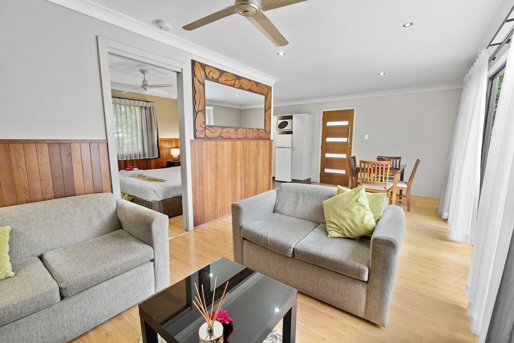 Фото Broad Leaf Villas