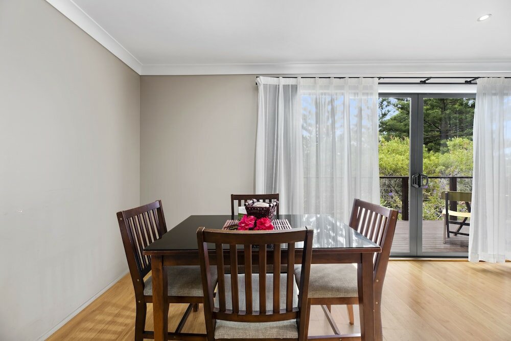 Фото Broad Leaf Villas