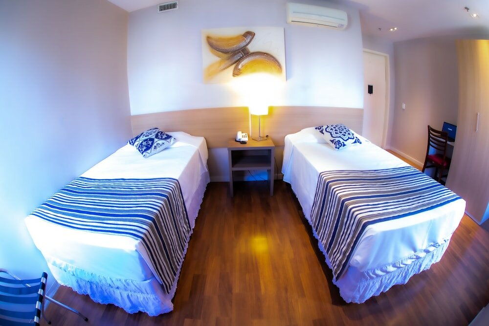 Фото Nacional Inn Porto Alegre