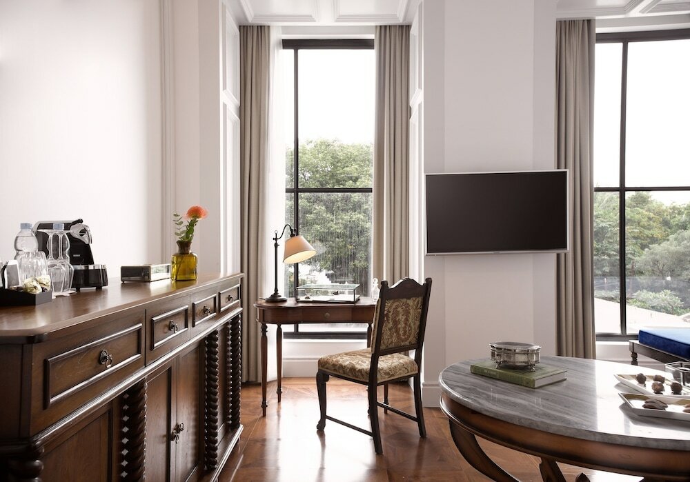 Фото The Gunawarman