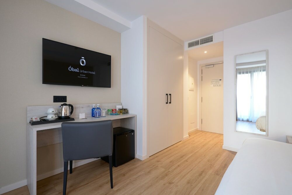 Фото Óbal Urban Hotel