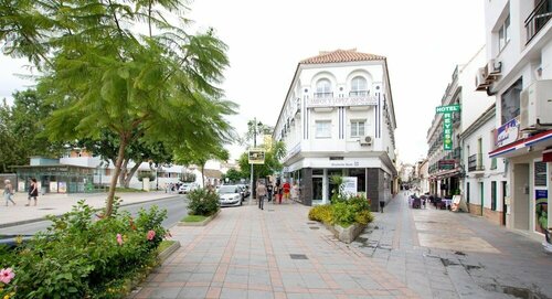 Внешний вид отеля Hotel Reyesol в Фуэнхироле, фото 4