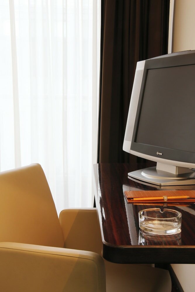 Фото Helvetia Hotel Munich City Center