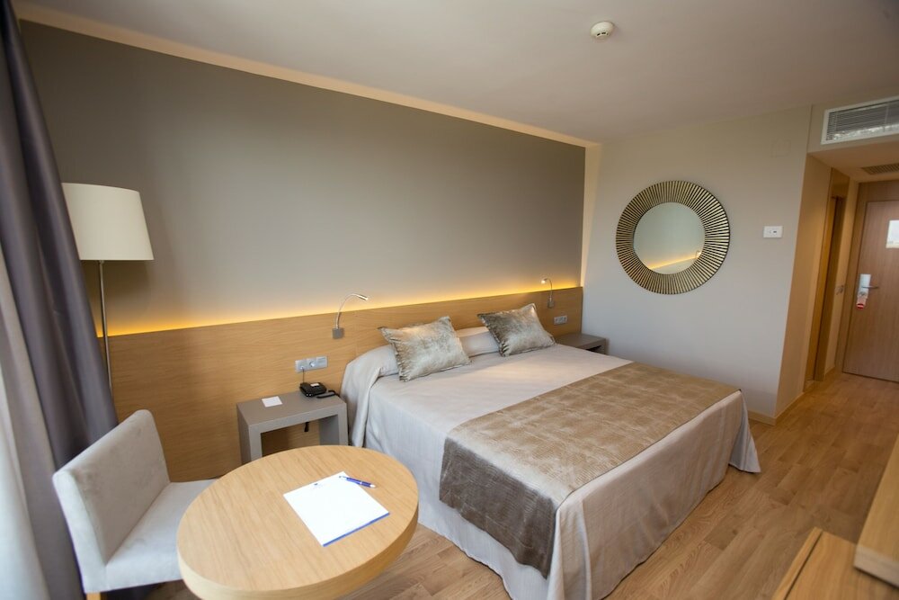 Фото Hotel M. A. Sevilla Congresos