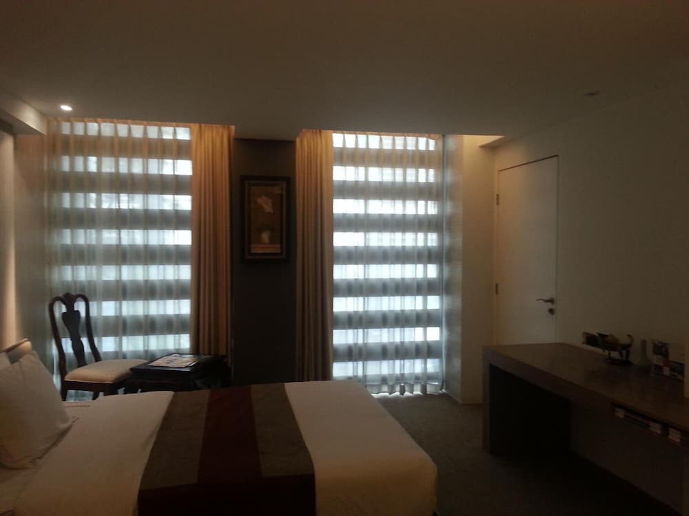 Фото The E-Hotel Makati