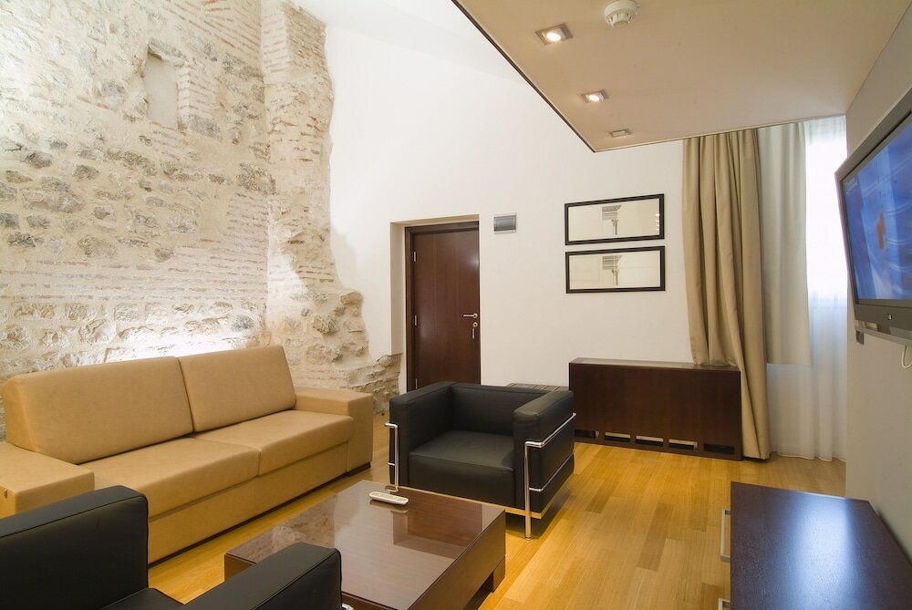 Фото Hotel Vestibul Palace