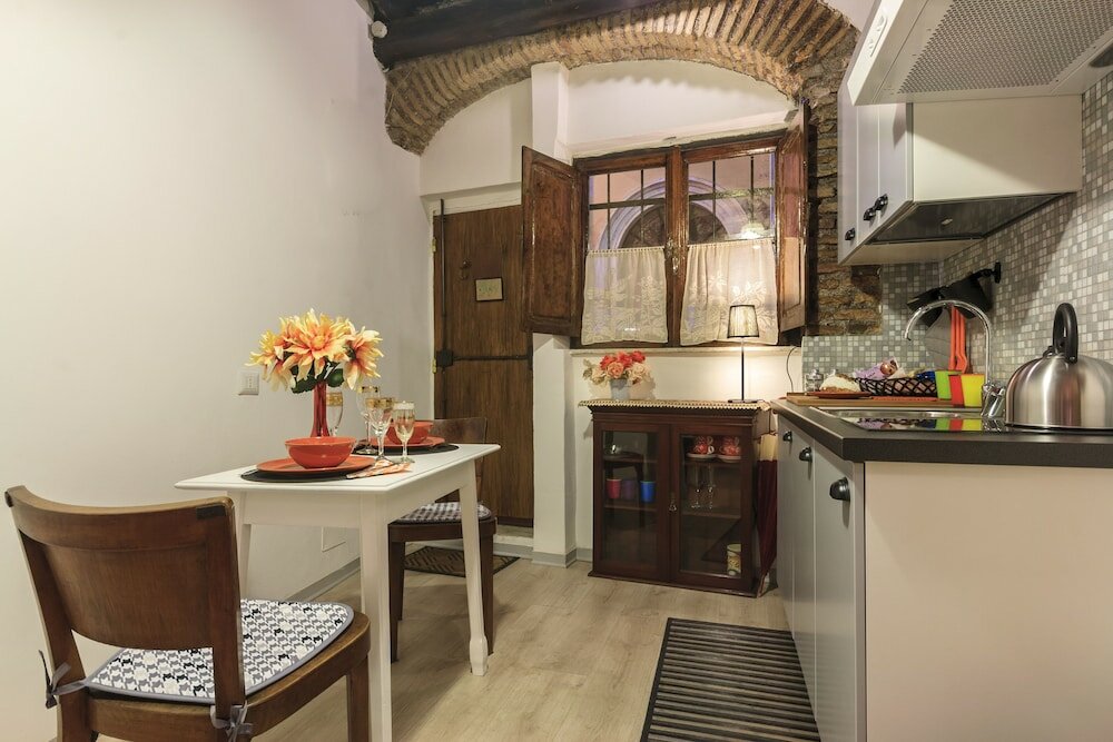 Фото Гостевой Дом B&b Ventisei Scalini a Trastevere