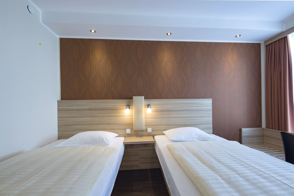 Фото Leonardo Boutique Hotel Linz City Center