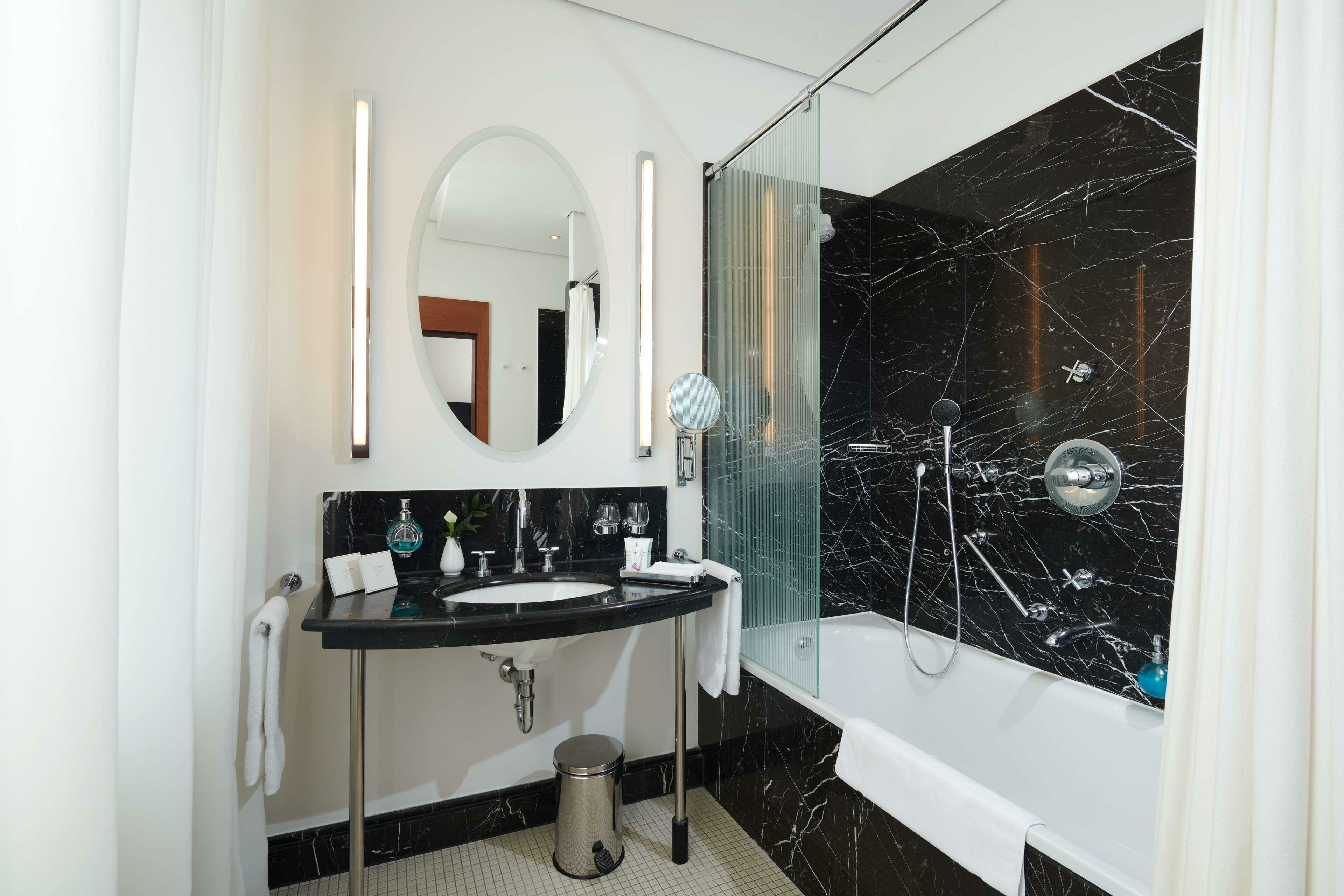 Фото Hotel Schloss Eckberg