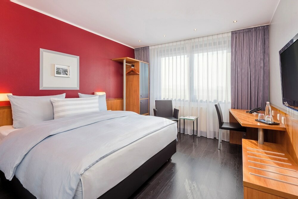 Фото Hotel Wolfsburg Centrum, Affiliated by Meliá