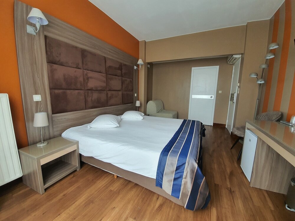 Фото Hotel Midi Zuid