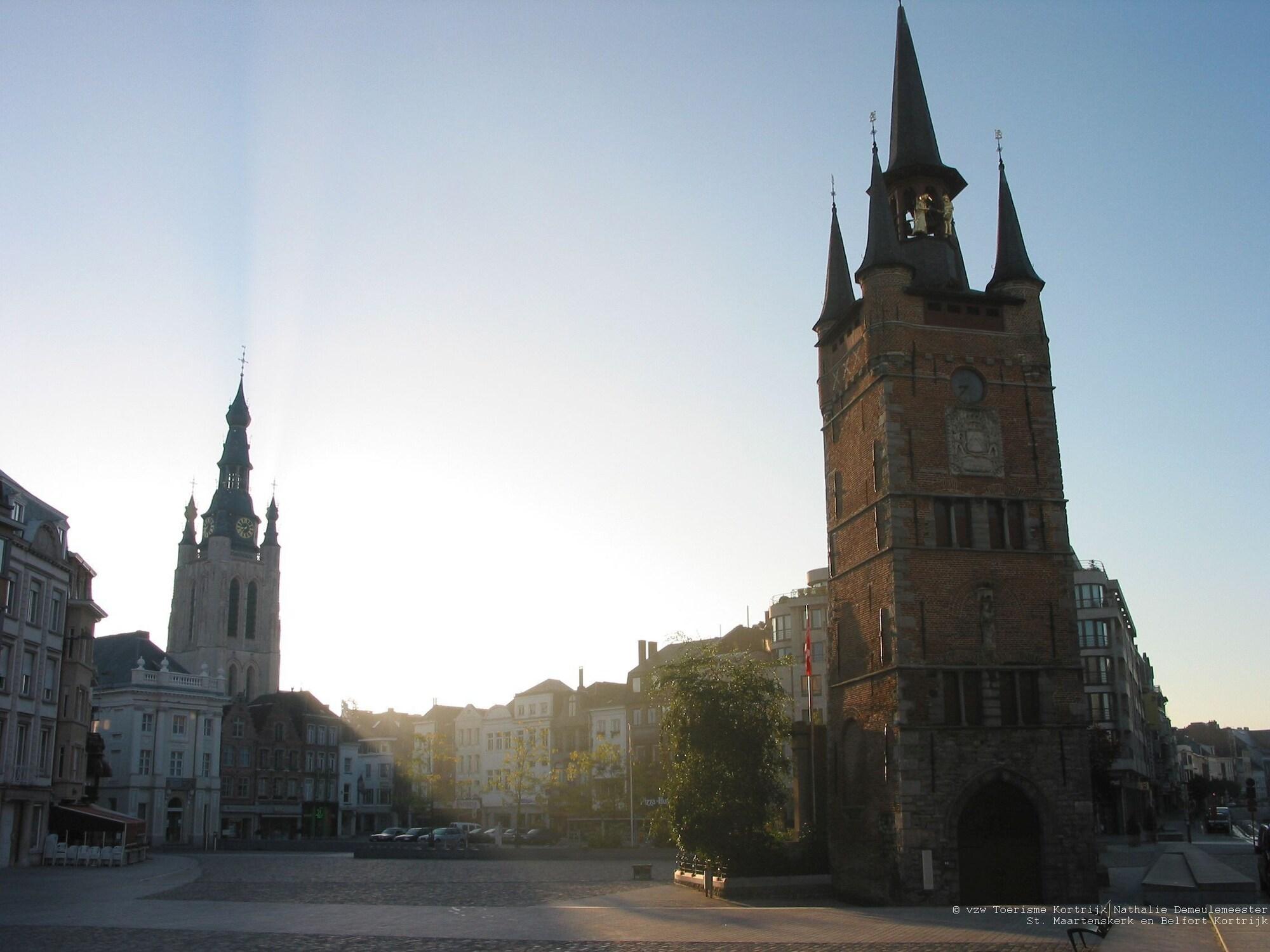 Фото Hotel Restaurant Brasserie Ahoi, Kortrijk