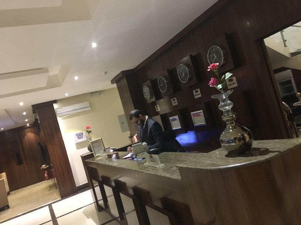 Фото Baron Al Masif