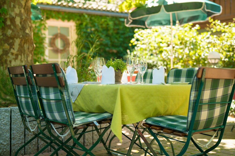 Фото Pflugwirts Hotel und Gasthaus