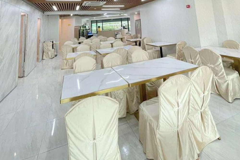 Фото Sunday Hostel