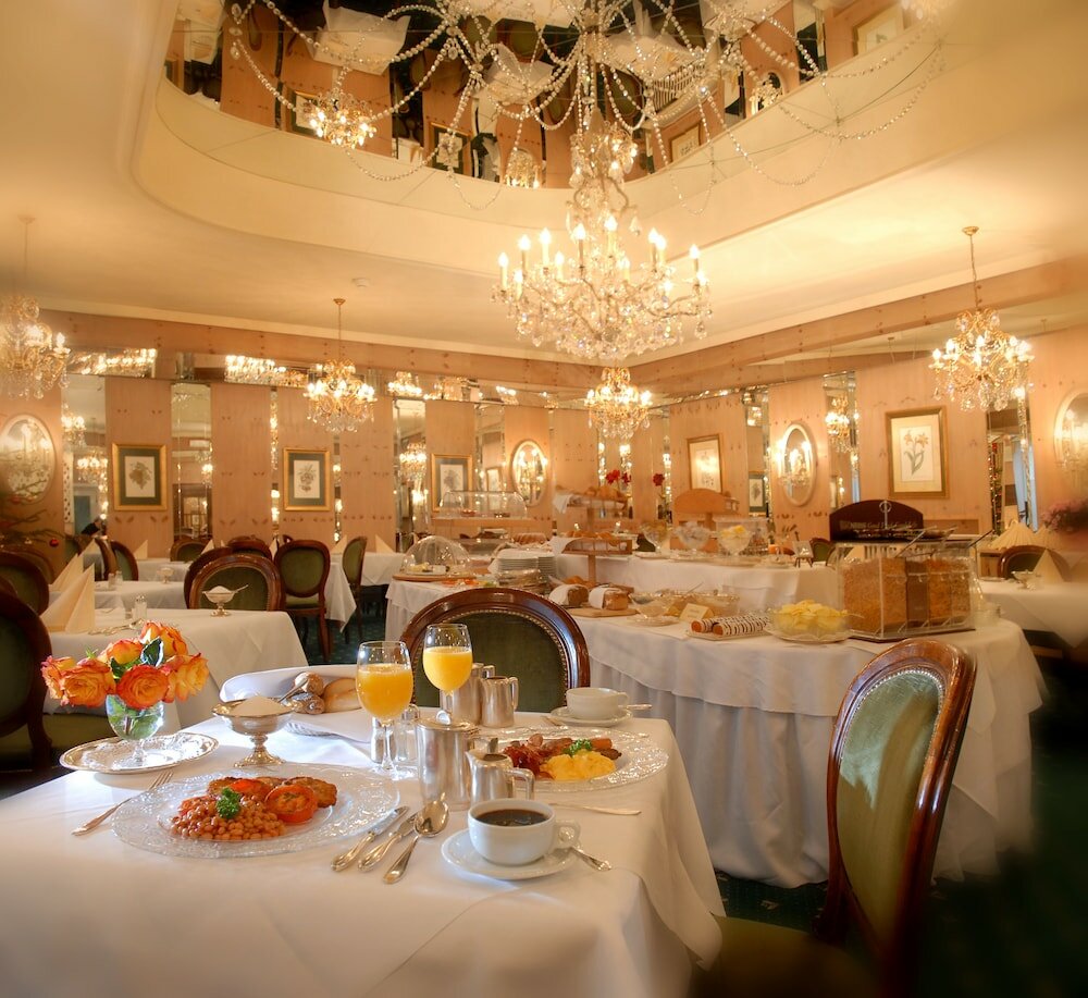Фото Bristol Hotel Salzburg